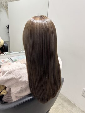 イレス 新札幌店(IRESU) ドレスヘア/アッシュブラウン/髪質改善
