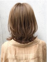 ウル(ulu)&nbsp;ミディアムレイヤー　色気くびれ　３６０度美しい♪