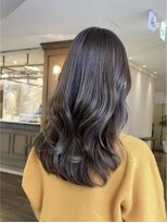 ザック ヴィ(ZACC  vie)&nbsp;レイヤーカット/セミロング/艶カラー/学割U24