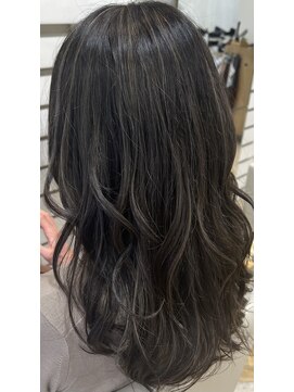 ウェリナ(welina) ハイライトだっぷり大人カラー☆