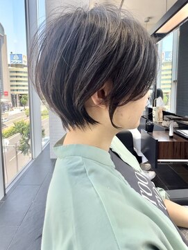 ビューシンサイバシ(VIEW SHINSAIBASHI) 前髪カット＊イメチェンショートボブ＊カーキグレージュ