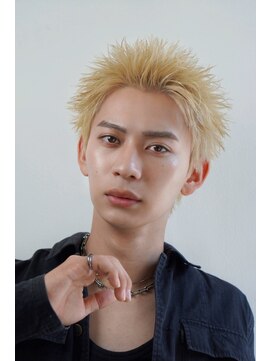 オーシャントーキョー ホワイト 原宿(OCEAN TOKYO WHITE) ハイトーンスパイキーベリーショート