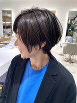 ステアケース 武蔵小杉店(stair:case)&nbsp;大人ショート/ショートボブ/白髪ぼかしハイライト/武蔵小杉