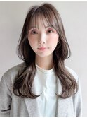 美髪愛されセミディエアリーカール斜めバング似合わせカット