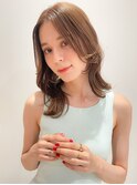大人ガーリー似合わせミディアムレイヤーカットダークアッシュ