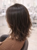 ウィロー(WILLOW)&nbsp;【WILLOW京橋】レイヤーカット外ハネミディアム(中原由貴)
