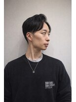 リア 自由が丘(REA)&nbsp;大人のセンターパート×ツーブロック