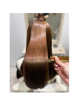 アイノアフィルン 麻布十番(AInoa fiRun)