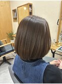 首元でおさまる結べるボブ