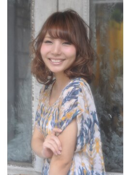 クラン(clan) 外国人風似合わせカット厚めバング