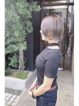 ヘアアトリエオット(hair atelier 8 otto) ホワイトバイオレット