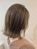 ファブ 銀座(fav)&nbsp;【fav 銀座】外ハネ柔らか質感オリーブアッシュ