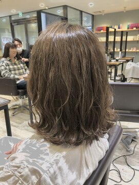 モードケイズ 西宮(MODE K's) 西宮/大人/小顔/ハイライト/インナーカラー/アッシュグレー