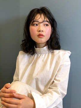 ウィーク 梅田(UiiC) アンニュイふわミディ/黒髪★伸ばしかけ 【uiic umeda rira】