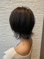 フラテロ(fratello)&nbsp;ツヤツヤ外ハネショートボブ