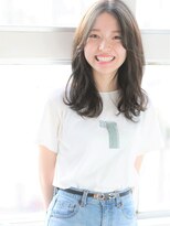 ヘアープロデュース ジェネシス(hair produce genesis)&nbsp;◆genesis◆長めのセンターパート前髪と暗髪カーキグレージュ