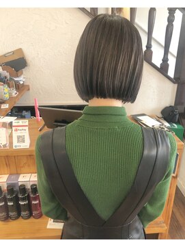 レジスタヘアーワークス (REGISTA hair works) ミニボブ×ダークグレージュ
