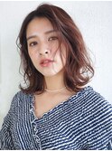 大人かわいいミディアムウェーブ