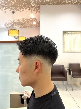 レイフィールド 光の森店 スキンフェード