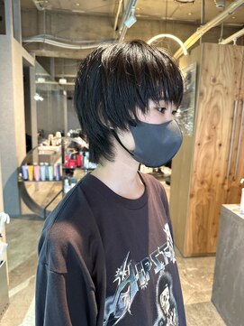 イトシテ ショートウルフレイヤー　【鎌田　隆雅】