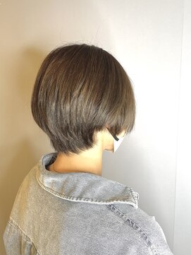 ブロッサム 東久留米店(Blossom) 20代30代40代小顔ハンサムショートアッシュブルーブラック