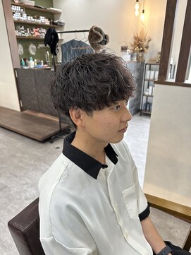 ウォルク(WOLK) マッシュパーマ/波巻きパーマ