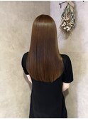 「縮毛矯正で叶える理想のストレートヘア」