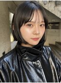 切りっぱなしボブチェリーブラウンミニウルフ前髪縮毛矯正表参道