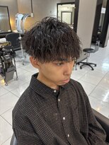 アイズ 海老名(AIZU) ツイストスパイラルパーマ 縦落ちパーマ ツイストパーマ 眉毛