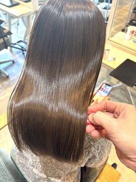 ベージュ＋髪質改善トリートメント