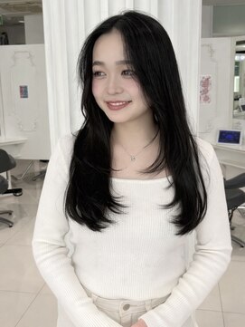 エアー 青山(AIR) レイヤーカット／艶カラー