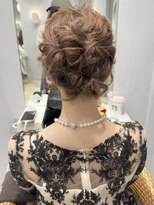 ティエラ 原宿 表参道(Tierra)&nbsp;〈Tierra毛利仁美〉柔らかなシニヨンヘア