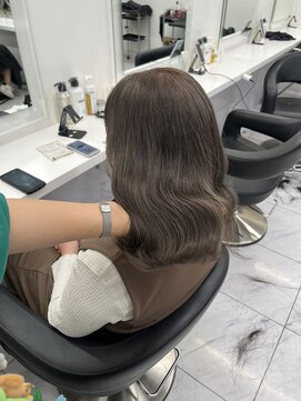 ユナイテッド 横浜(UNITED) グレージュ