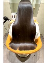 ジジ(GiGi)&nbsp;極上の艶髪♪