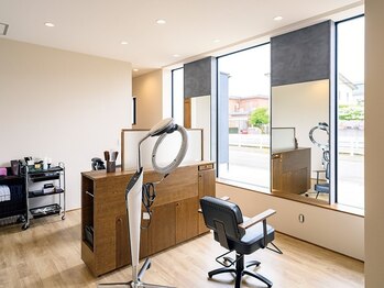 シュシュヘアー(Chou Chou hair)の写真/完全プライベートサロン☆お客様一人ひとりに寄り添った丁寧な施術で、あなたの理想を叶えます。