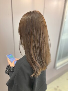 モノリス 武蔵小杉(MONOLITH.) ベージュカラー/レイヤーカット