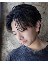 カライングドゥ(ing deux)&nbsp;スーツ短髪ツーブロック束感モテる黒髪韓国マッシュ