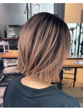 サロウィン 下北沢(SALOWIN) ピンクベージュのシャドールーツ