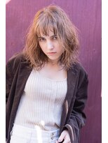 アメリ 新宿(Ameri) Ameri ブロンドベージュ【新宿】