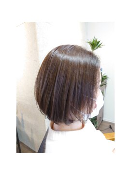 パインズループ(PINES LOOP) 前下りボブ