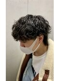 波巻きパーマ／マッシュウルフ