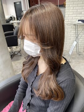 リーオオサカ(Lee Osaka) 【Lee大阪店】お顔まわりくびれ♪艶ブラウン/新出奈津樹