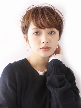 ロビー 表参道(ROBBY) マッシュショート／アッシュベージュ／表参道／30代40代50代