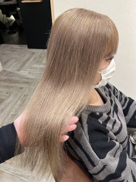 トータルビューティーハナコ(Total Beauty) ホワイトベージュ