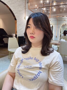 ロンド エスポワール 錦糸町(Lond espoir) 斜めバングデザインカラーグレージュ【韓国ヘア/顔まわり】