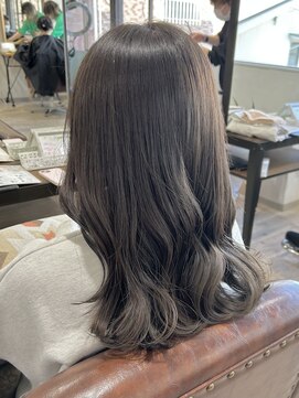 ジーニー 千葉(GENiE) 韓国ヘア/透明感ベージュ/宮田里穂