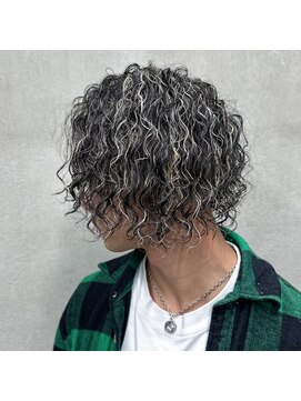 ダズルヘアーエイチ(DAZZLE hair H) ホワウトメッシュスパイラルパーマ