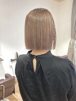 オーダイム(ou' dime) 切りっぱなしボブとミルクティーブラウン