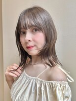 顔周りぷつっとミディアム くびれミディアム 20代30代40代 銀座