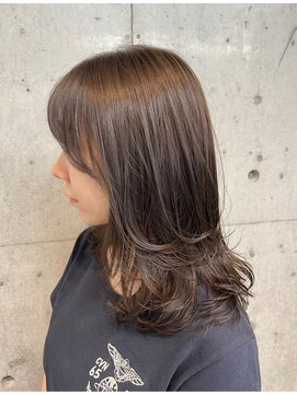 オーサム 下北沢(THE AWESUM) 大人ミディ/レイヤーカット/ブラウンベージュ[下北沢/下北沢駅]